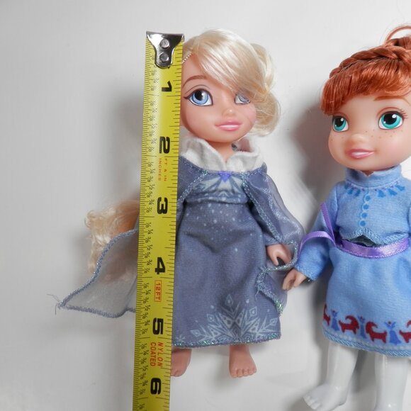 2017 Olaf's Frozen Adventure Elsa & Anna Petite 6" Doll Gift Set Princess Jakks - Picture 11 of 11